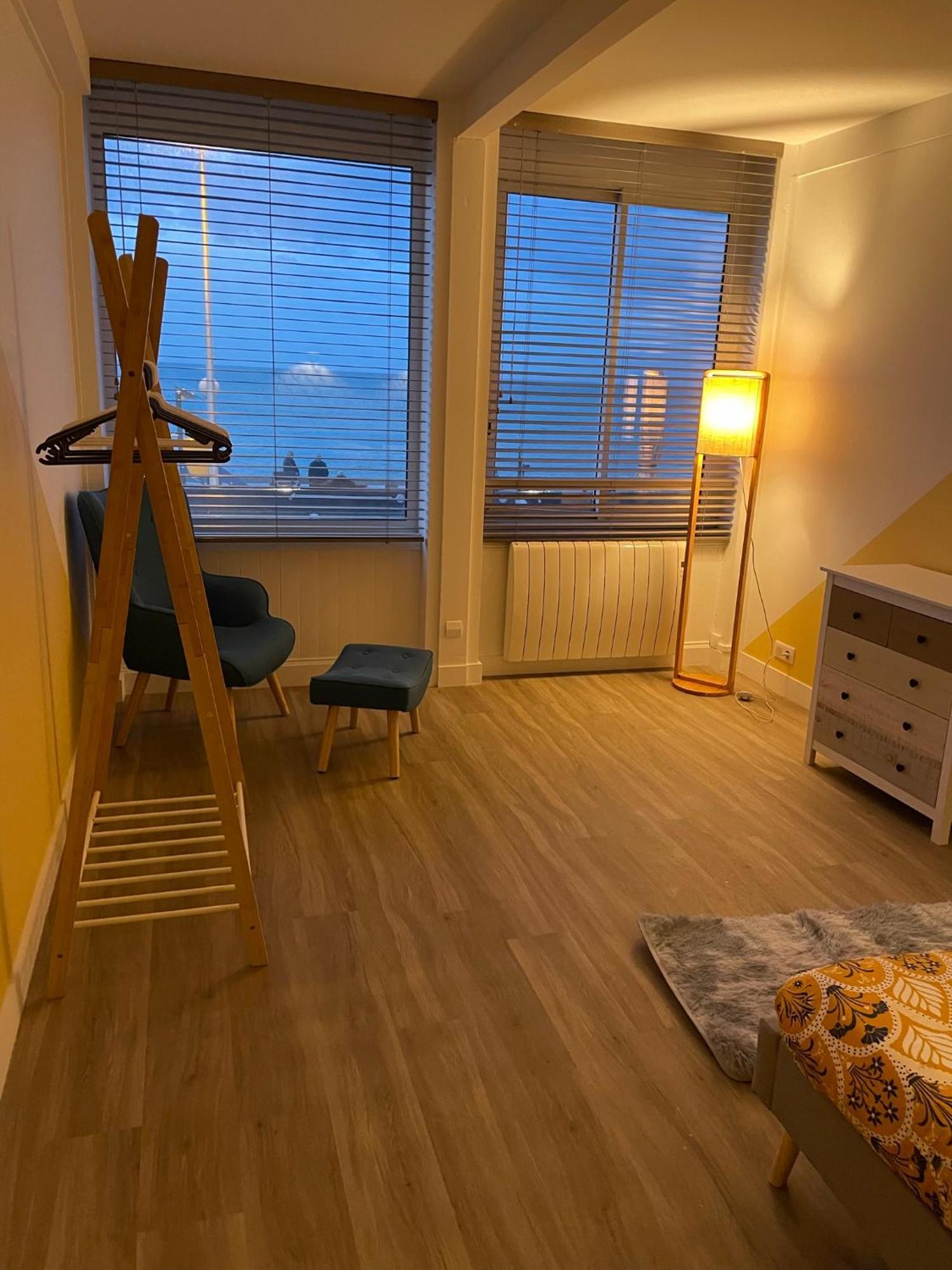 Les Gites Panorama Et Perle Vue Mer Fécamp Habitación foto